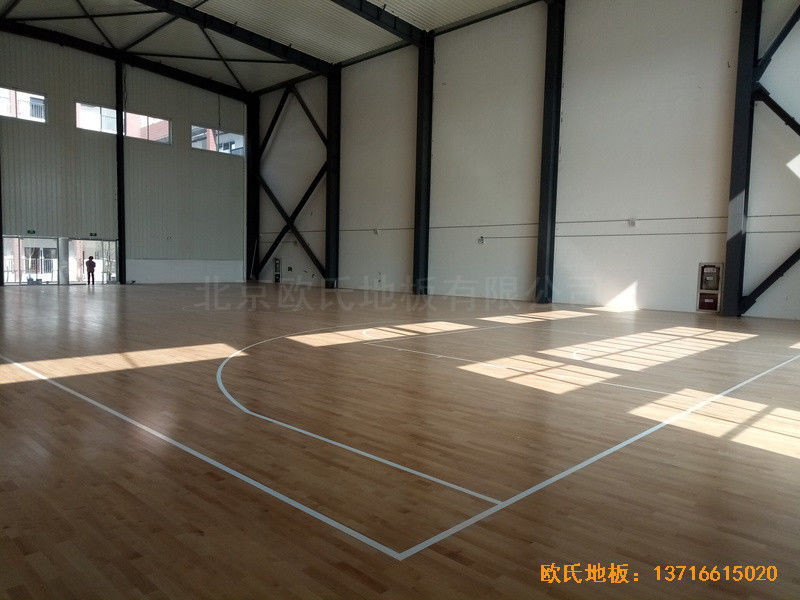 安徽太陽城小學(xué)體育館運(yùn)動(dòng)木地板施工案例0