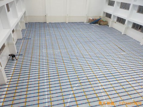 上海寶山區(qū)技術(shù)學(xué)院運動木地板鋪設(shè)案