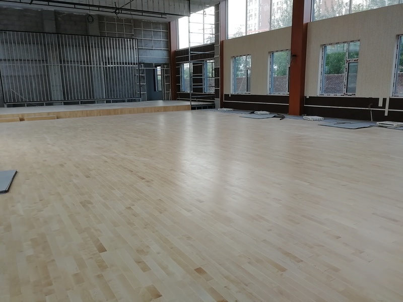 晉中中鐵三局六公司舞臺(tái)木地板施工案例5
