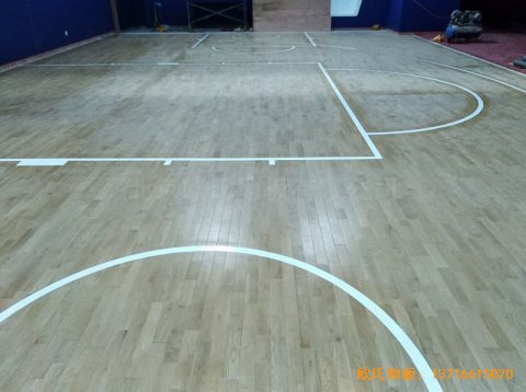 天津魯能城購(gòu)物中心籃球館體育地板施
