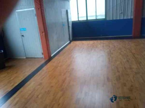 體育運(yùn)動木地板施工鋪設(shè)有哪些