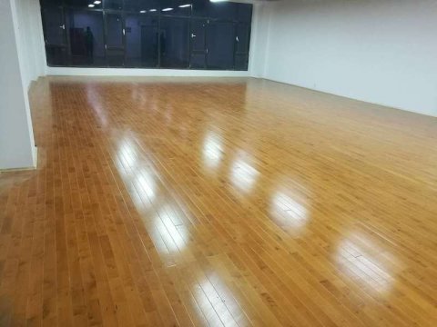 常用俄勒岡松舞臺運(yùn)動體育地板品牌哪個好