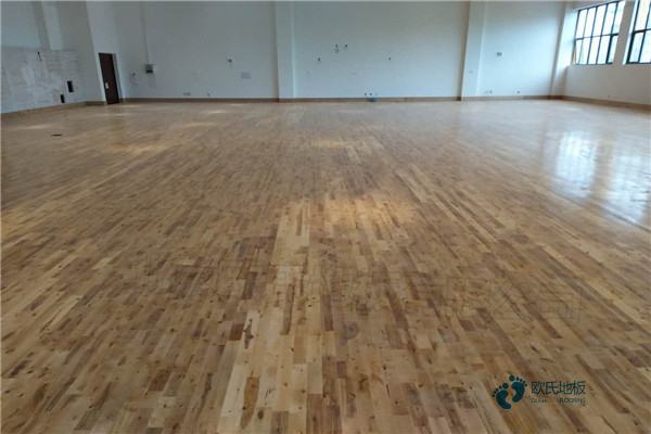 中學(xué)籃球場(chǎng)館地板施工工藝2